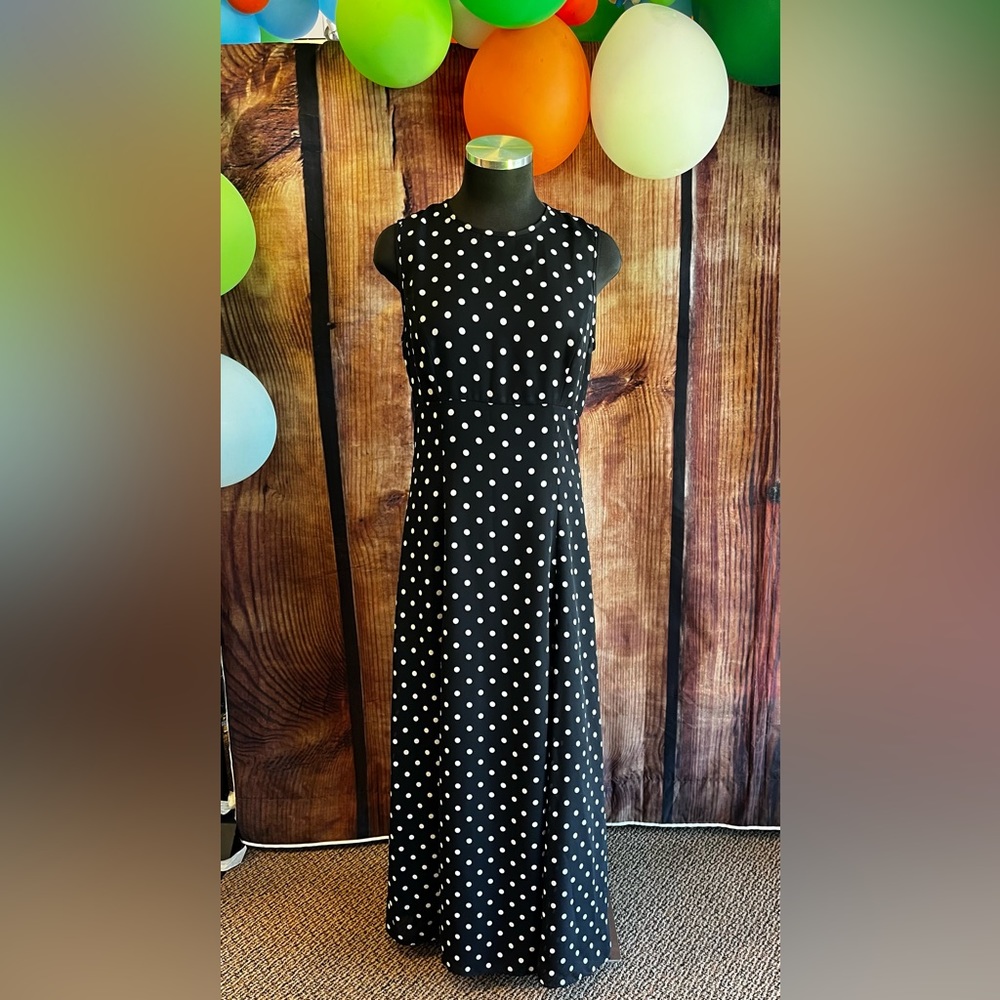 Floor length black and white polka dot formal dress size 8 David Warren